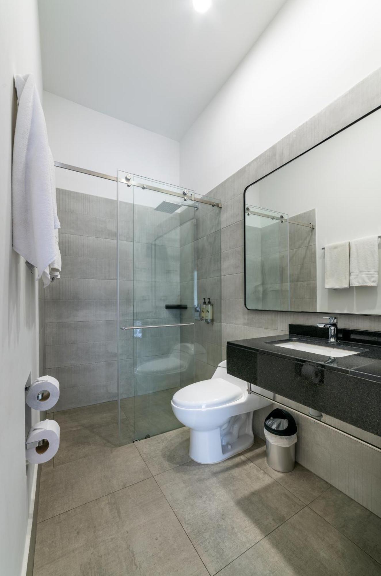 Park 85 Hotel